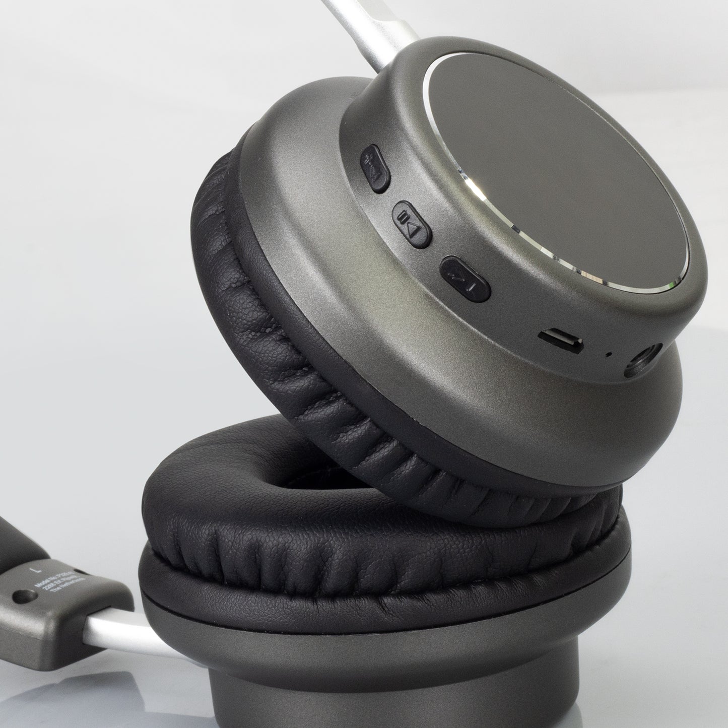 Swiss Peak Wireless Headphone V3