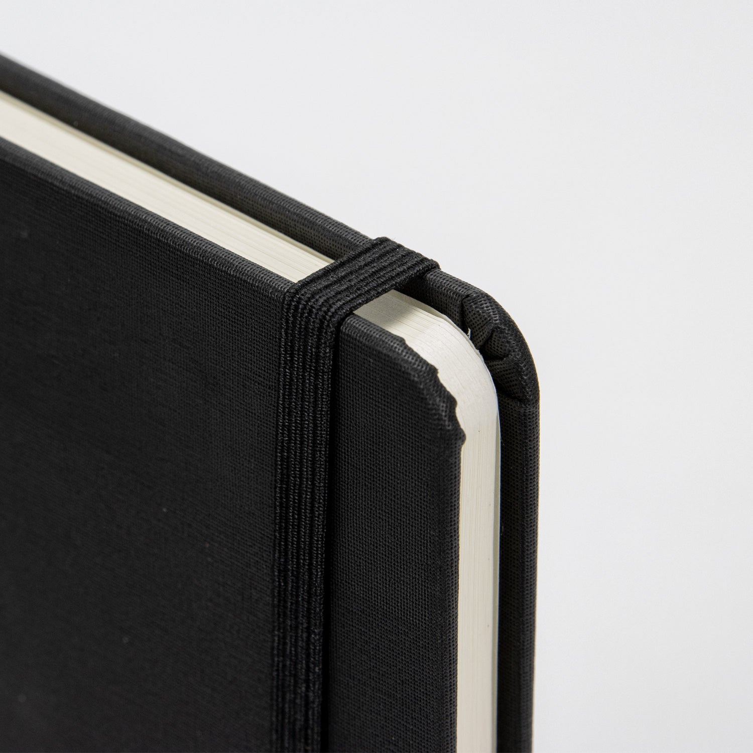 A4 Daily Diary - 2027