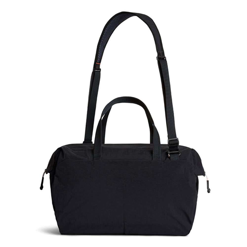 Bellroy Lite Duffle 30L